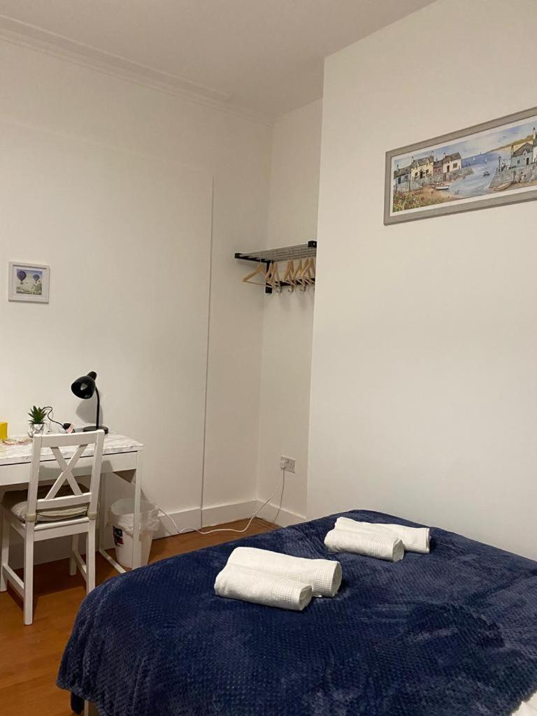 Comfy Private Rooms In Camden Town, Central London Bagian luar foto